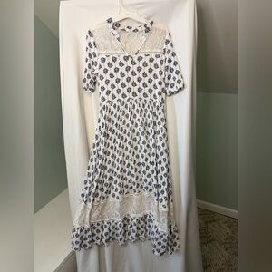 Joyfolie Navy and White Floral Lace-Trim Maxi Dress size Girls 6